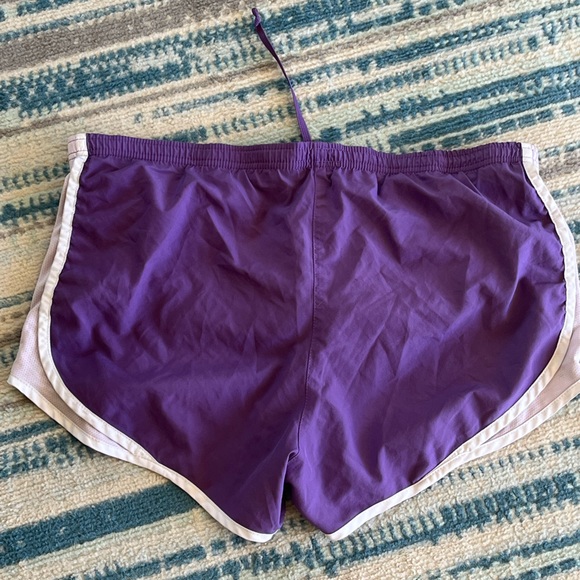 Nike Shorts - Picture 3 of 3